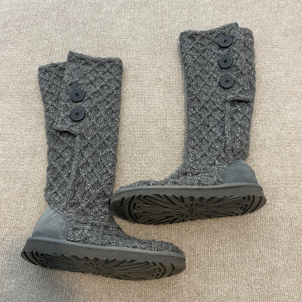 UGG Boots Womens Size 7 Gray Classic Argyle Knit Tall Knee High Button 3066
